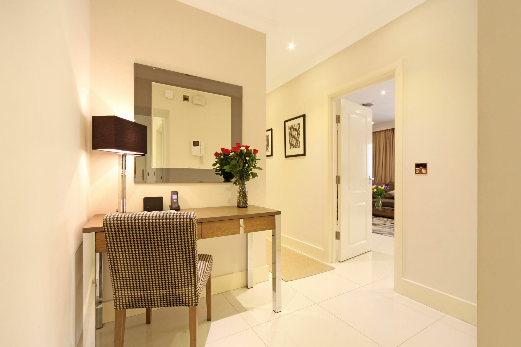 Ashburn Court Apartments London Exterior photo